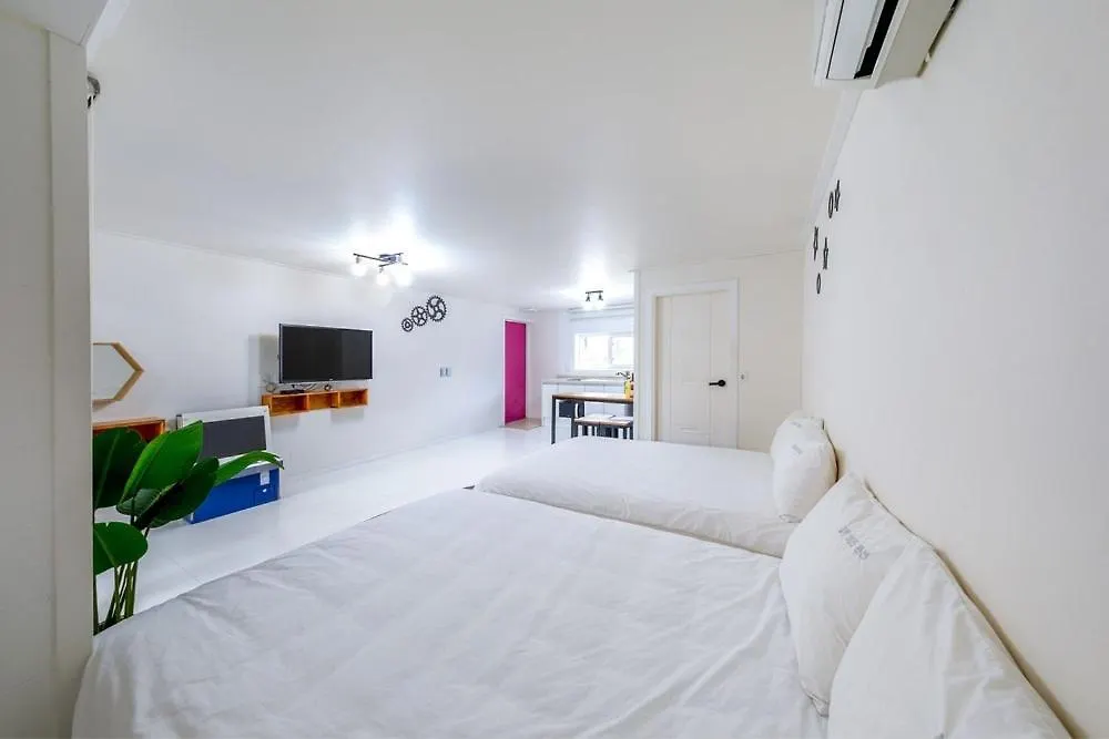 Gyeongju Blue 365 Pension Guest house